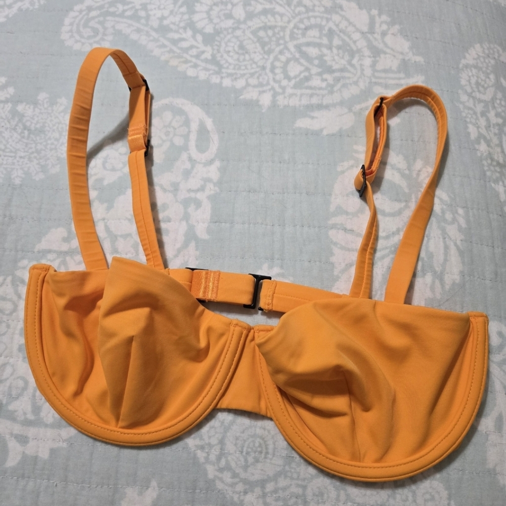 CUUP Balconette Bikini Top with Adjustable Straps NWOT (Nectar)